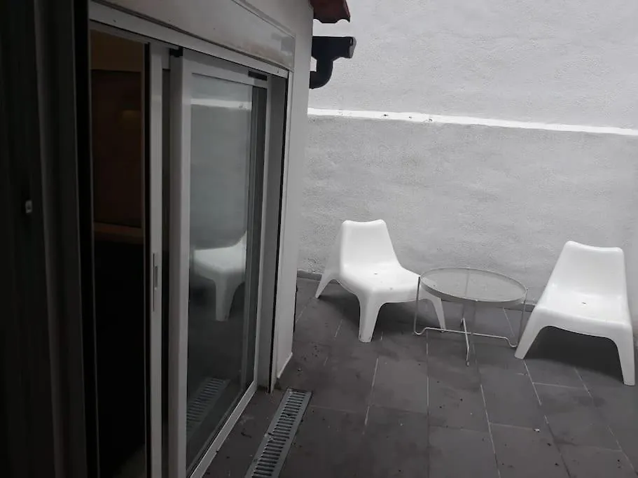 Cozy Apartment With Terrace Ariqus City contacts